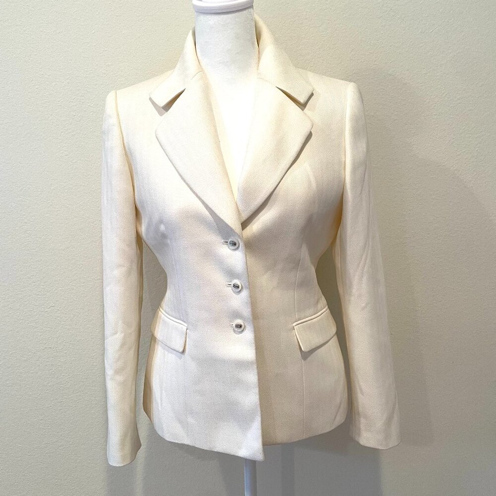 Tahari ASL Petite Women's Blazer  Beige/Ivory.  Size: 2P - Picture 2 of 8